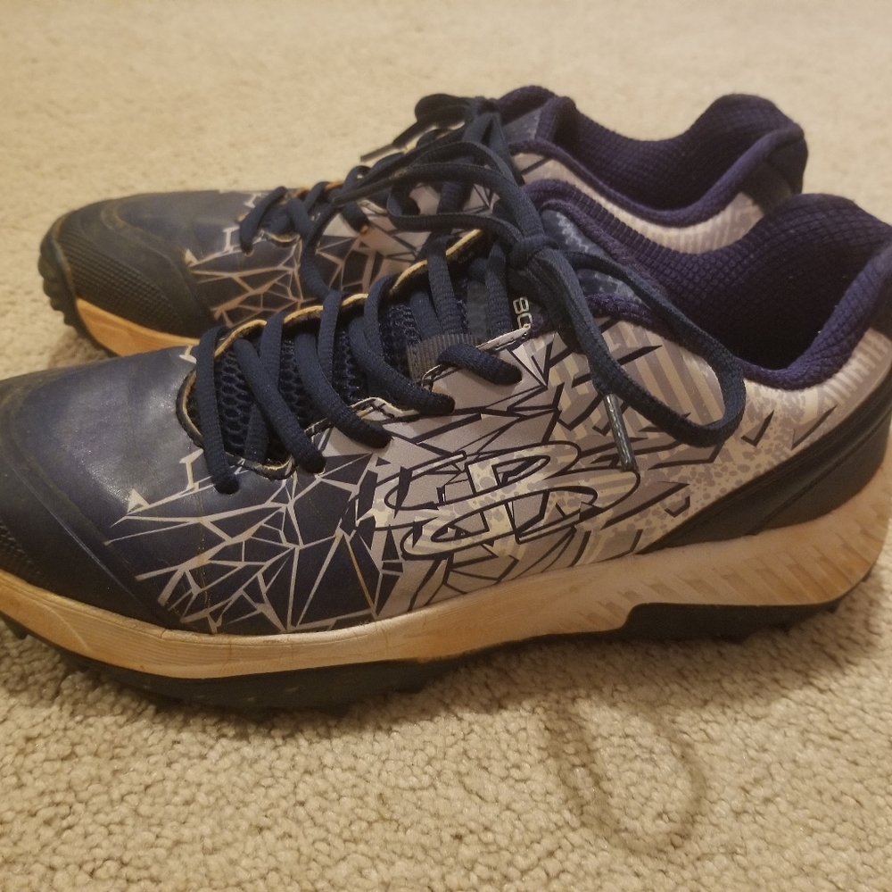 Cleats - Picture 3 of 4
